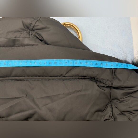 🆕 VERSACE JEANS 🧿 Black Down Filled Jacket, Fur & Scarf Print, Sz US 8 - Picture 16 of 16